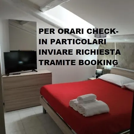 Monolocale Mansarda Апартаменти *